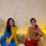 Barkha Singh Instagram - Mummy ka mood kab badal jaaye kuch keh nahi sakte. But mummy ka mood kya kehta hai yeh @asianpaints #MeraWalaMood pe dekh sakte hai! Participate in Asian Paints #MeraWalaMood contest to win exciting rewards: 1. Scan your face to show your mood < www.asianpaints.com/merawalamood > 2. Screenshot the colour of your mood 3. Share it on your story tagging @asianpaints Don’t forget to tag your friends to ask them their #MeraWalaMood I urge @focusedindian to scan his mood this festive season #AsianPaints #MeraWalaMood #Diwali #BarkhakiMummy #funnyvideo #moms #DiwaliCelebrations #FestiveVibes #Collab