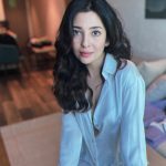 Barkha Singh Instagram - Sundaze ✨ #portrait #phonephotography #behindthescenes #bts #whiteshirt