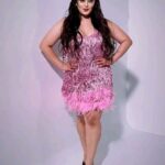 Bebika Dhurve Instagram - If CURVY BARBIE did exist.. That's what she would have looked like🤣😂😍🥰🤩.. #reelsinstagram #reelsinstagram #reelitfeelit #reelitfeelit #viral #trending #botiboti #bbott2 #beauty #slay #pink #barbie #curvy #curvygirl #curvyfashion #hourglass