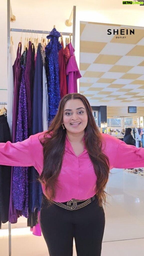 Bebika Dhurve Instagram - شي إن آوتليت SHEIN OUTLET العين- ALAIN :شارع زايد بن سلطان (شارع العام) https://maps.app.goo.gl/TWEZ9uRzSyV6Qd4n6?g_st=iw عجمان-AJMAN :بالراشيدية 1 مقابل برج الساعة https://goo.gl/maps/ApFJdwmfDiFQL9Sg7 * رأس الخيمة RASALKHEIMAH : شارع المنتصر https://maps.app.goo.gl/s1dDjuu2TxRh6ea5A 📲 +971 557816363