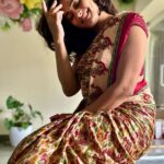 Bhagyashree Mote Instagram - Elegance wrapped!🦢🤍🪷
