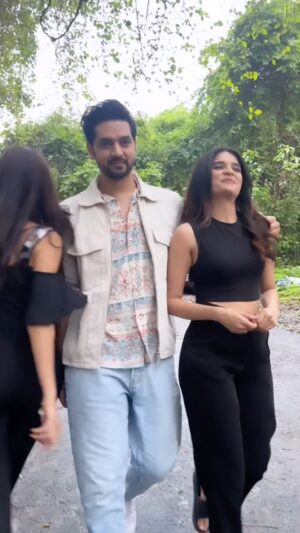 Bhavika Sharma Instagram - Ghum hai kisike pyaar mein😬

#reels #fun #bts #reelsinstagram #couplegoals