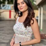 Bhavika Sharma Instagram - Keep watching GHUM HAI KISIKE PYAAR MEIN…. Mon-Sun 8pm only on @starplus PS:- My first picture post as SAVI ❤️ #ghkkpm #savi #show