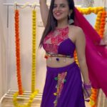 Bhavini Purohit Instagram - 6/9 Navratri Fits 🫶🏻 #stylewithbee . Outfit- @loveandlabelsbyhemakshii Jewellery - @amazondotin . ShotBy- @dhavalmavreck . #influencer #style #navratri #dandiya #navratrispecial #festive #festivewear #indianwear #trend #madness #traditional #bhavinipurohit