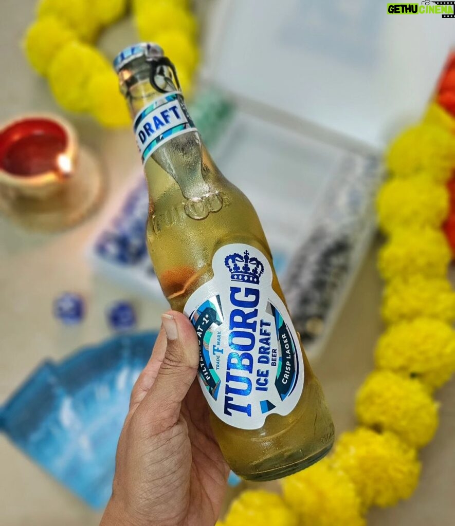 Bhavini Purohit Instagram - This Diwali party has been extra awesome with @tuborgzerosoda . #TuborgWaliDiwali #tuborg #whynot #opentomore