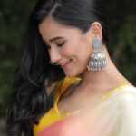 Celesti Bairagey Instagram - रानी🤍 HMU @kashishjain613 Shot by @udfilmsandphoto #rockyaurranikipremkahani #aliabhatt #makeuplooks #makeupartist #makeuplover #indianwear #saree #bindi #jhumka #whatjhumka Mumbai - मुंबई