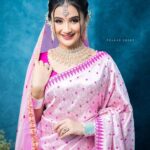 Celesti Bairagey Instagram - Beautiful makeover by @sparklebysahida 💕 Mekhela sador by @phamingkham 💕 Jewellery by @konmani_store 💕 Photo credit @pallab__photography 📸 #makeupartist #makeup #bridal #bridalmakeup #indianwear #bride Pha Ming Kham