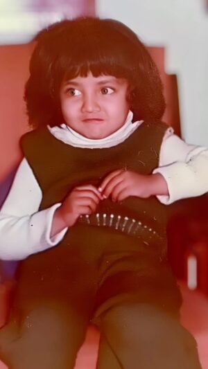 Celina Jaitly Instagram - Today on my 42nd birthday I share one piece of advice - Whenever life has its ups and downs; turn them into squats. I will repeat once again - I am proudly 42 and still learning.. Everybody’s a work in progress. Just do your best for now. Continuous improvement is better than delayed perfection......

#birthdaygirl #fitnessmotivation #fitmom #momoftwins #momoftwinsplusone #womenwholift #bollywood #missindia #missuniverse #celinajaitly #celinajaitley #missuniverso #indianwomen
