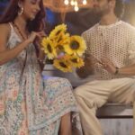 Chestha Bhagat Instagram - Tu mera koi na hoke bhi kuch laage @officialjiocinema @banijayasia @aerreo #temptationisland #temptationislandindia #temptationislandonjiocinema #bollywoodromance #realityshow #chini