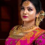 Chitra Instagram - silk sarees is intricately woven @shadhan_creations . . Makeup & hairstyle: @rekha_.makeupartist . . Outfit & Styling : @savinidii Jewellery : @savinidii_jewellery . . Beautifully Captured and Elegantly Edited by @oncemore.photography #Nammachennaiphotographer A team of Class, Creativity & Credibility . . Location: @arangaa.space