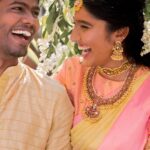 Deepika Venkatachalam Instagram - From the nervous anticipation to the overwhelming joy, it was a day that truly touched our hearts!🫶🏼 The day started early with hearts filled with mixed emotions and excitement. We were officially ready to celebrate the beautiful bond we shared as best friends. With an unusually early arrival, my best friend and my fiance chamathu ah waited till I got ready and watched me getting ready like a doll. hehe🙈 Wearing our super cute outfits, we started our photoshoot capturing beautiful moments that mirrored the love and joy radiating between us. Every click brought the playful kids inside us embracing the significance of the beautiful day. As the sun shined in its warm glow, our hearts raced with excitement. With every passing moment, the atmosphere grew more electric and fun, and the emotions inside us grew. :’) As we walked down the aisle, surrounded by the warmth of our friends and family, the realization of our new chapter as fiancés began to sink in, filling our hearts with a profound sense of joy. Our close ones’ presence created an atmosphere of love and support, making our engagement day beyond beautiful. 🤍 And when the time came, in the breathtaking moment, we stood there, hand in hand trembling with excitement and heart filled with a roller coaster of emotions with rings in our hands symbolizing a lifetime of togetherness. We went down on one knee showing our mutual respect and love for each other brimming in sheer happiness and joy. It was a moment etched in our memories forever, as the love and support of our loved ones embraced us, showering us with boundless happiness. Our engagement day was a testament to the friendship we share, the laughter we cherish, the promise of the forever that lies ahead and a reminder of the love that surrounds us. It marked the beginning of a beautiful journey, where we would navigate life’s ups and downs together, as soulmates and partners for life. 🫶🏼 . #RnD #RnDwedding #Engagement . 📹 : @hariz_comrade | ✂️ @dhanaa_fx | Decor @tharunam.in | styling @artra1210 | makeup & hair @kabooki_mua | Lehenga @fiorebymalar_ | saree @muhurth.brand | Blouse @d.sign.d | Jewellery @rimliboutique , @vriksham