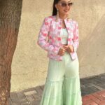 Deshna Dugad Instagram - Meri adda hai 🌸✨ Dress designed by - @jeevarentitbuyit . . #deshna #deshnadugad #transition