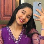 Deshna Dugad Instagram – Mirror selfie again 😝😜
.
.
#deshna #deshnadugad