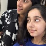 Deshna Dugad Instagram - Tell me in the comments @tirthjoisher ne kya bola … he actually had no idea ki kyu bulaya maine usko 😎😂♥️ . . #deshna #deshnadugad #tirthjoisher #friendship #masti #réel #reelsinstagram #trendingsongs #trendingreels #trendsnow #brosis