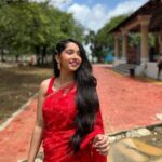 Deshna Dugad Instagram - A saree is not just an attire, it's an emotion.♥️🔥 . . Can’t get over this look 🥰🥹 . . #deshna #deshnadugad #saare #saree #lovelook