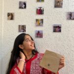 Deshna Dugad Instagram - Got these cutest polaroids from @thesquareprints 🥺 Check out them now…can’t get over these 🥹♥️ . . #promotion #deshna #deshnadugad #ad #collab #photos #polaroid #decor #decoration