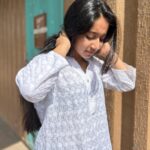 Deshna Dugad Instagram - You can't scroll without complimenting my new Kurti swag.😎 . . #deshna #deshnadugad #kurti #indianfood #indiandresses #kurtilover #kurtis #kurtidress #indianclothes #indian #instagrampost