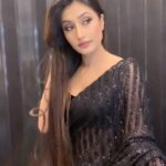 Dhanashree Verma Instagram - Not your Black Friday sale, it’s my black saree tale ✨🖤