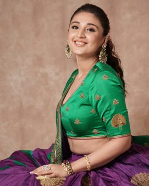 Dhvani Bhanushali Thumbnail - 296.5K Likes - Top Liked Instagram Posts and Photos