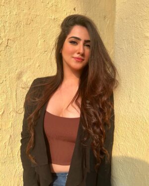 Diana Khan Thumbnail - 12.8K Likes - Top Liked Instagram Posts and Photos