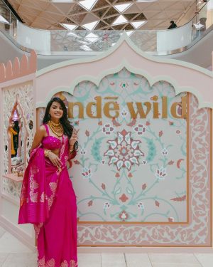 Diipa Khosla Instagram - Day 2 of @indewild Diwali Pop up in London 💖
We LOVED meeting and hugging so many of you 🥹
—
My gorgeous sari is from @ekayabanaras