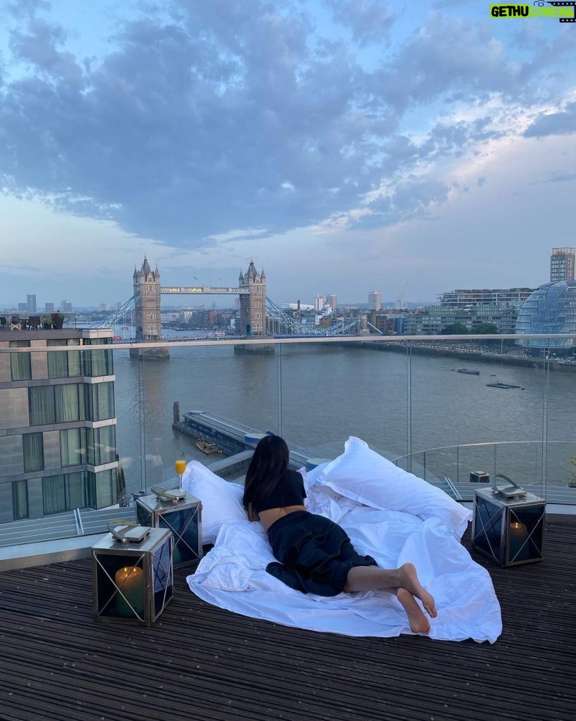Diipa Khosla Instagram - A little belated London dump, a city forever close to my heart 🤎 Coming back always feels like homecoming 🇬🇧 Insane views thanks to @chevalcollection 🥰🥰 London, United Kingdom