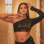 Dimpi Sanghvi Instagram - Housewarming Celebration 🥂 ✨ Thank you everyone for being part of this special occasion & gracing our home with so much love & warmth 🖤🖤 Wearing @labeld @dimpleshroffofficial Makeup by @kajolrpaswwanmakeupacademy Mumbai