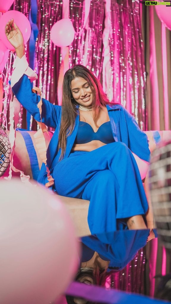 Dimpi Sanghvi Instagram - It’s party time with @nykaafashion & @nykdbynykaa 🎉 The Pink Friday sale is now live. Shop for all your lingerie essentials at upto 60% off!! Get ready to be the show stopper in ultimate style & comfort! #DimpiXNykd #pinkfridaysale #pinkfriday #nykaafashion #nykdbynykaa #dimpisanghvi