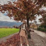 Dimpi Sanghvi Instagram - Postcards from Switzerland 🍁 #switzerland #dimpitraveldiaries #dimpisanghvi #interlaken #indiantravelinfluencers #indianlifestyleinfluencers #winter #winterfashion #winterwonderland #winteroutfit #mumbailifestyleinfluencers #mumbailuxurylifestyleinfluencers Interlaken, Switzerland