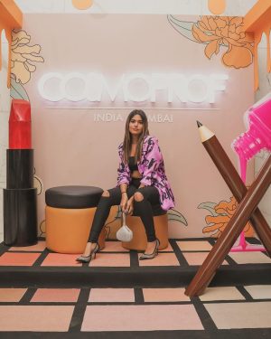 Dimpi Sanghvi Instagram - Proud to be an official blogger for @cosmoprofindia - India’s top B2B beauty exhibition held at @jioworldconventioncentre from 6th to 8th of October 💜

Checkout all the updates from the event on my stories 😃✨ 

#cosmoprof #dimpisanghvi #collab #beautyinfluencers #indianbeautyinfluencers