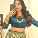 Dimple Biscuitwala Instagram - 💫Reflecting on the moment💚 #showready #sangeetready #dimplebiscuitwalalive