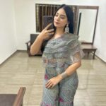 Dimple Biscuitwala Instagram - Showready in @littleluxurylandofficial 🌸 . #rajkot #sangeetnight #dimplebiscuitwala Rajkot, Gujarat