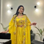 Dimple Biscuitwala Instagram - Radiant moments☀️✨ . Jewellery by @thejewelstudiio Wearing @mangalyam_ahmedabad Styled by @style_by_mita . #dimplebiscuitwalalive #showtime #shownight #sangeetnight