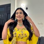 Dimple Biscuitwala Instagram - Radiant moments☀️✨ . Jewellery by @thejewelstudiio Wearing @mangalyam_ahmedabad Styled by @style_by_mita . #dimplebiscuitwalalive #showtime #shownight #sangeetnight