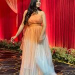 Dimple Biscuitwala Instagram - 🧡✨ #showready Wearing @roset.96 Jewellery by @thejewelstudiio Hair by @headshotsalons Styled by @style_by_mita