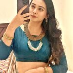 Dimple Biscuitwala Instagram - 💫Reflecting on the moment💚 #showready #sangeetready #dimplebiscuitwalalive