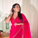 Dimple Biscuitwala Instagram - Rani pink🩷 Wearing @aasvi_by_sheetalchandel . #sareelove #weddingoutfit #organza #organzasaree