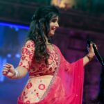 Dipti Rekha Padhi Instagram - 😊❤️Bhubaneshwar Balijtra😊❤️ #diptirekhaliveconcert #😊😊😊 #bhubaneswar #balijtra #❤️❤️❤️ 👗@soulbyindian Pic- @akshayafilms