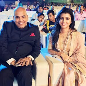 Dipti Rekha Padhi Instagram - Some snaps from the auspicious evening of NAMAN
with the Respected Commissioner of Police
Soumendra Priyadarshi sir🙏 (@cpbbsrctc)
Such a kind hearted person he is ❤️Always great meeting u sir😊🙏

#Naman2023