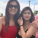 Divya Agarwal Instagram - One with my favourite, my mishti @divyaagarwal_official ❤️ Love you now & forever !! . . . #picture #new #post #postoftheday #divyaagarwal #prantika #prantikadas #swayamvarmikadivohti #atrangi #kissishqnconnections #reality #realityshow #realitytv #tv #show #host #bollywood #bollywoodactress #tollywoodactress #tollywood #news #update #media #socialmediamarketing #socialmedia #updates #work #follow #followforfollowback #follow4followback Mumbai, Maharashtra