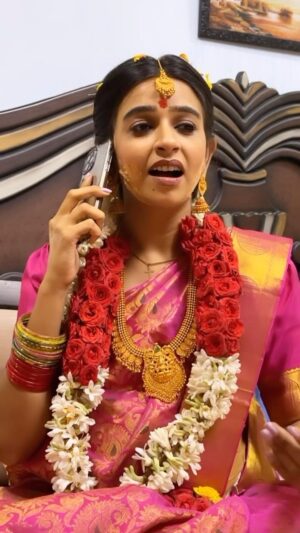 Divya Ganesh Instagram - #beingenny 
#baakiyalakshmi_serial 
#divyaganesh