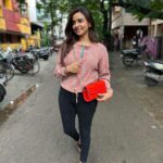 Divya Ganesh Instagram - Smart and chic handmade leather bag. Perfect for a casual walk or even a to a party . The right festive season bag 😊 #divyaganesh
