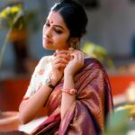 Divya Vadthya Instagram - Konguna ninnu chutteytaaniki Singaarinchukuntunna ❤️