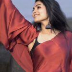 Divya Vadthya Instagram - ❤️ Akkada nuvvu , Ikkada nenu , Mana madhya edu adugula dooram ❤️ 📷 @sravanphotographyofficial 👗 @whynotrohinirao