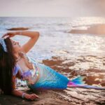Divya Vadthya Instagram - A treat for my birthday “The mermaid “ “sagarakanya” 📸 @mohitkapil my buddy Edited @krishgradients ❤️ 💄 @m.rin.makeup lovely mary 🧜‍♀️ love your costume @artentertainment_company ❤️ Styled by @whynotrohinirao the beautiful inside out 😘
