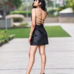 Divya Vadthya Instagram - Untie my knots 🖤 My hair is all tangled 😉 📸 @sravanphotographyofficial 👗 @sri.kri.ra 💎 @emmadi_silver_jewellery