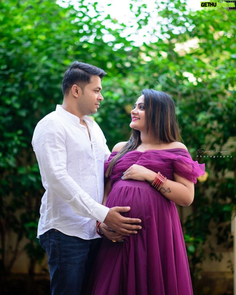 Elli Padhi Instagram - The single life was fun, married life is nice, but now comes the best adventure, becoming mom and dad🥰🥰 Can’t wait to meet our new Addition ❤ Kindly keep ur love & blessings on 🥰🧿🙏🏻 Thank u @chiks_creatives @designer_jeet_official Bhubaneswar, India