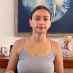 Gauri Pradhan Tejwani Instagram - Great for nasolabial lines and product absorption! #OorjaByGauri #faceyoga #pranayam #meditation #antenatalyoga #mentalhealthcounseling #holistichealth