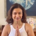 Gauri Pradhan Tejwani Instagram - Third eye point-this is the best way to release all the accumulated stress!