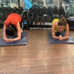 Gauri Pradhan Tejwani Instagram - Missing my gym buddy:((( @arshiyakapadia @bodysculptorofficial @maya_pereira #friends #bffs #friendslikefamily